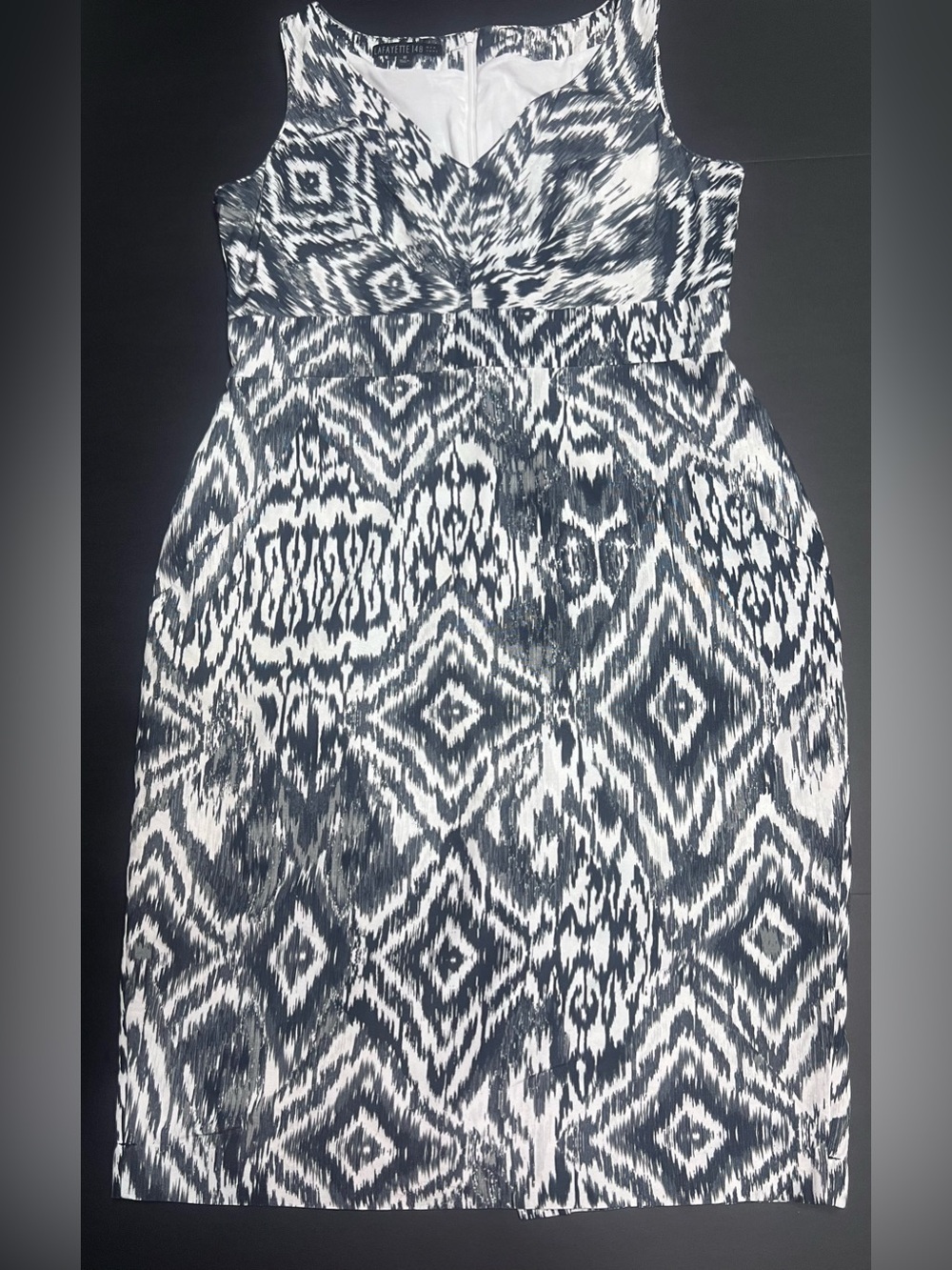 Lafayette 148 New York Black White Ikat Sheath Dress Size 10